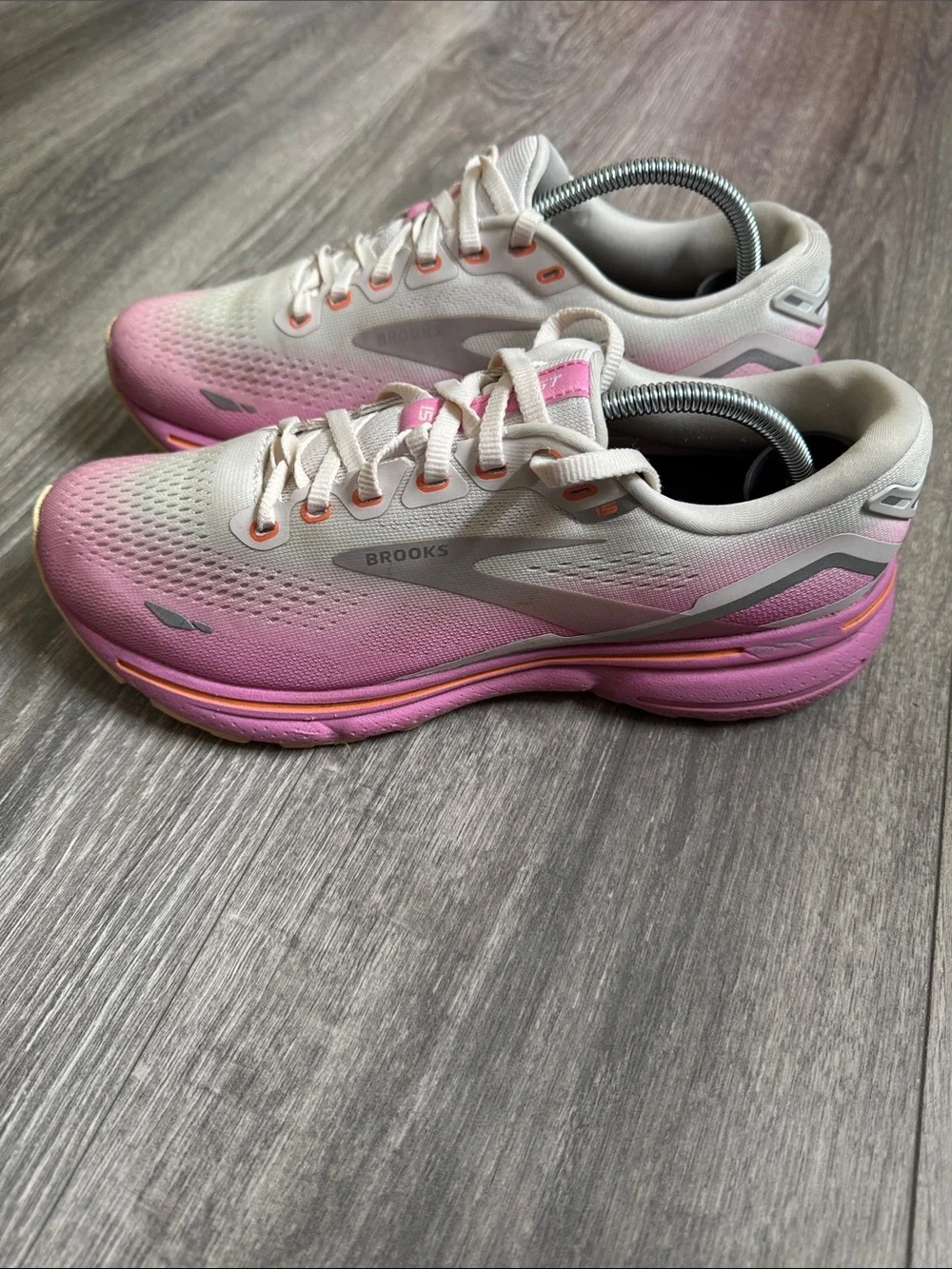 Brooks Ghost 15 Women’s Pink Ombre Running Sneakers